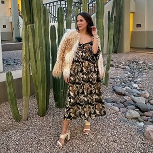 Meet your Posher, Mica